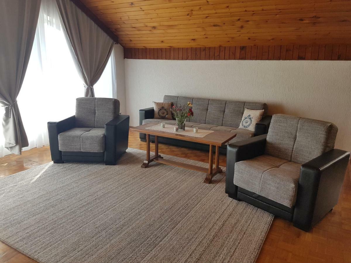 Apartments Guberina シベニク エクステリア 写真