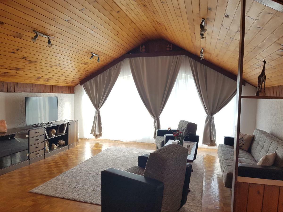 Apartments Guberina シベニク エクステリア 写真