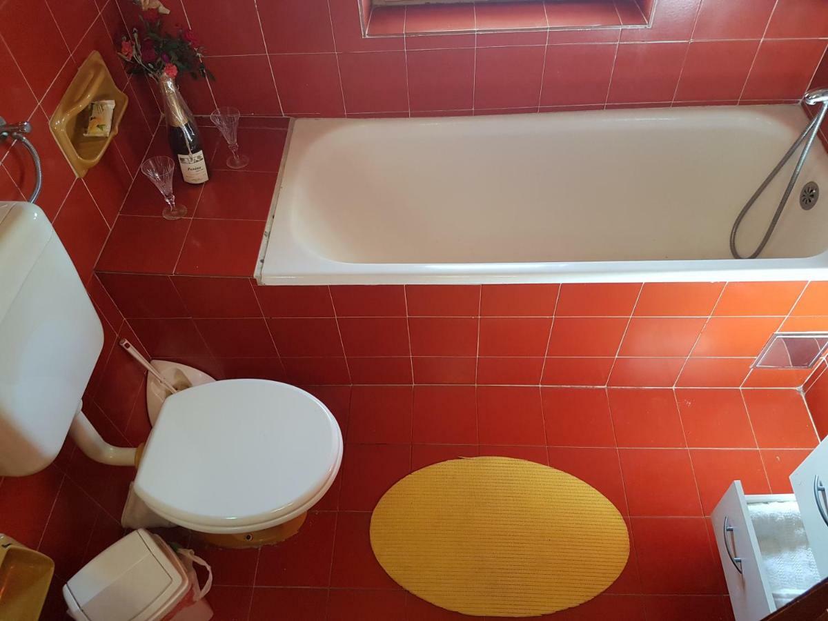 Apartments Guberina シベニク エクステリア 写真